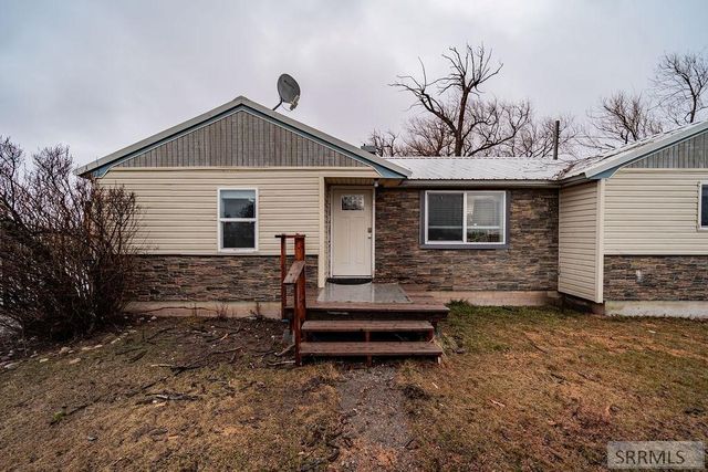 6958 N 25th East, Idaho Falls, ID 83401