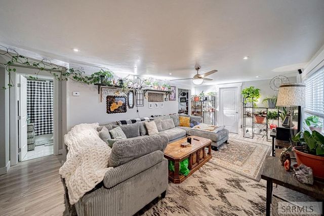 6958 N 25th East, Idaho Falls, ID 83401