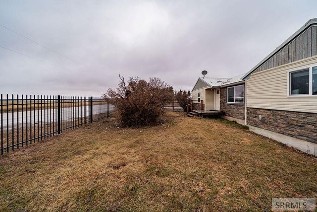 6958 N 25th East, Idaho Falls, ID 83401