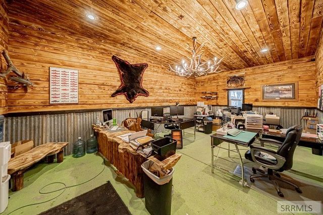 6958 N 25th East, Idaho Falls, ID 83401