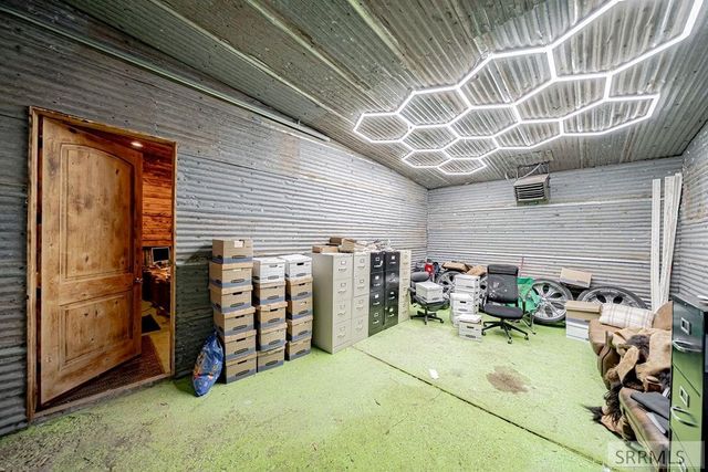 6958 N 25th East, Idaho Falls, ID 83401