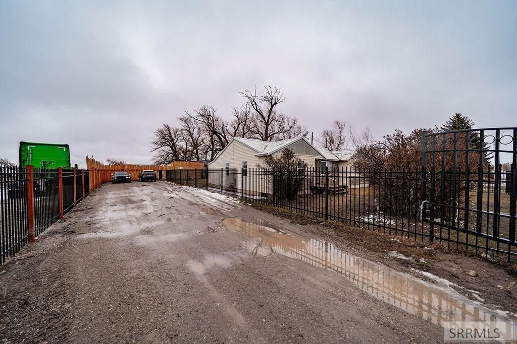 Image 44 of property listing at 6958 N 25th East, Idaho Falls, ID 83401