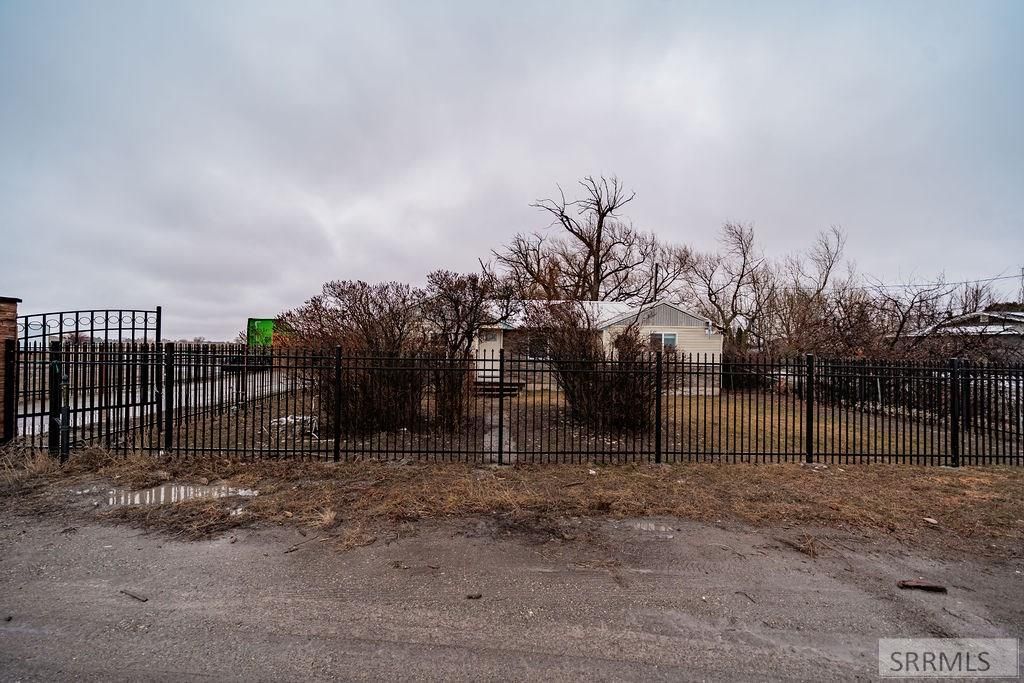 Image 46 of property listing at 6958 N 25th East, Idaho Falls, ID 83401