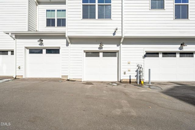 11549 Helmond Way 113, Raleigh, NC 27617