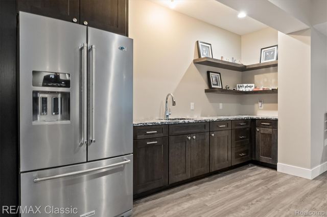 5118 S Shore Drive, Fruitport Village, MI 49461