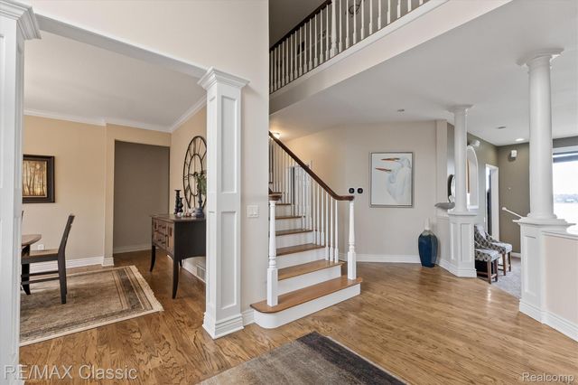 5118 S Shore Drive, Fruitport Village, MI 49461