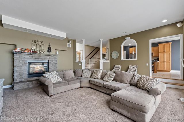 5118 S Shore Drive, Fruitport Village, MI 49461