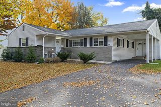 328 BROWNING LN, Cherry Hill, NJ 08003