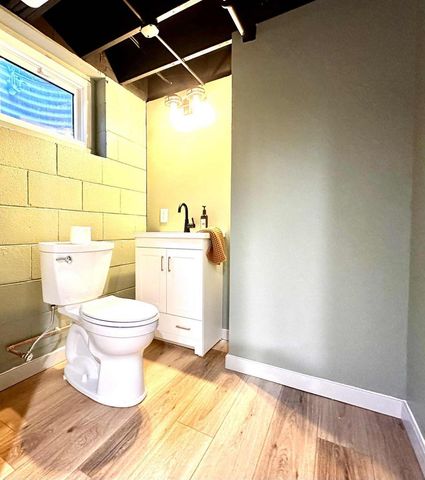 17360 Patricia LANE, Brookfield, WI 53045