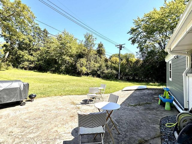 17360 Patricia LANE, Brookfield, WI 53045