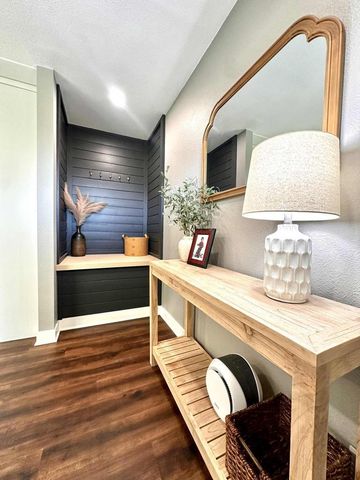 17360 Patricia LANE, Brookfield, WI 53045