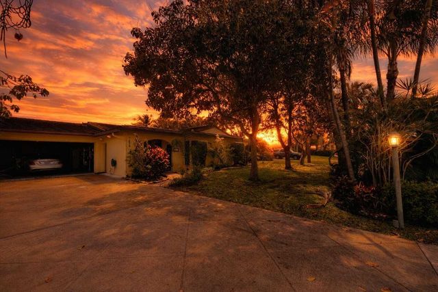 7834 Edgewater Drive, Lake Clarke Shores, FL 33406