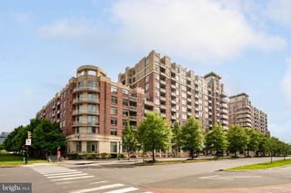 3650 S GLEBE RD #450, Arlington, VA 22202