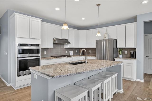 985 Truman Drive, Canton, MI 48188