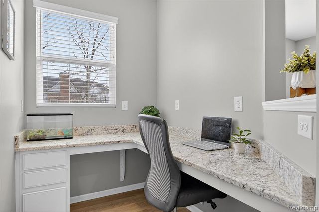 985 Truman Drive, Canton, MI 48188