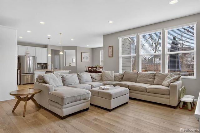 985 Truman Drive, Canton, MI 48188