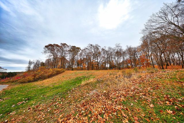 9 Ridgewood Club Road, Prospect, CT 06712