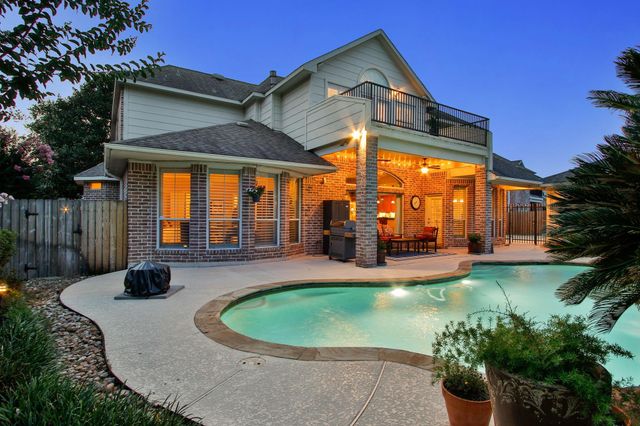 17331 Fairgrove Park Drive, Houston, TX 77095