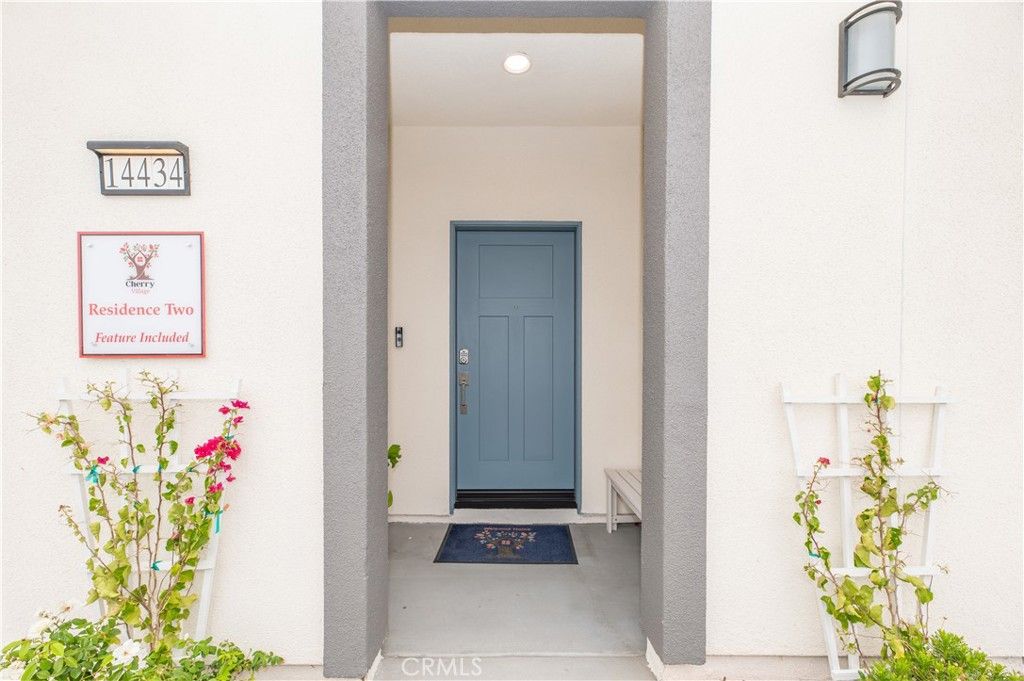 14405 Maraschino Ave, Fontana, CA 92335
