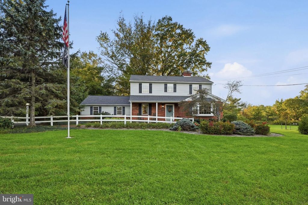 1006 OLD BETHLEHEM RD, PERKASIE, PA 18944 — exterior