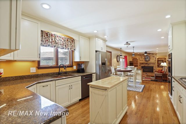 8889 Crooked Creek Drive, Saginaw, MI 48609