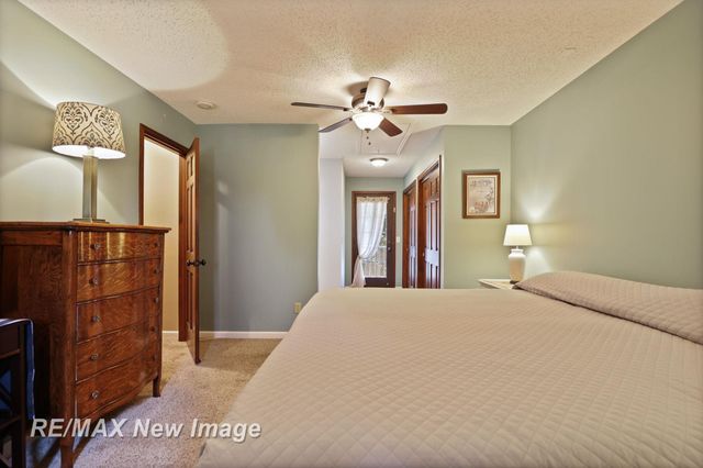 8889 Crooked Creek Drive, Saginaw, MI 48609