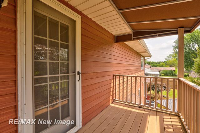 8889 Crooked Creek Drive, Saginaw, MI 48609