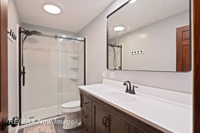 8889 Crooked Creek Drive, Saginaw, MI 48609