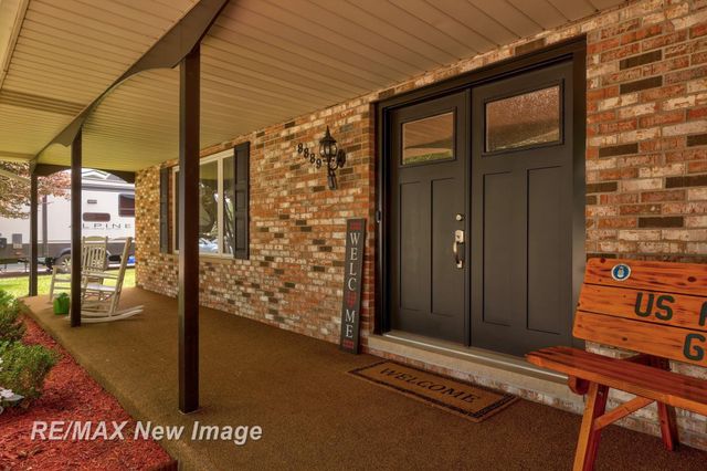 8889 Crooked Creek Drive, Saginaw, MI 48609