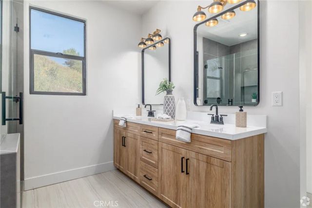 1029 N STALEY LANE, Los Angeles, CA 90042