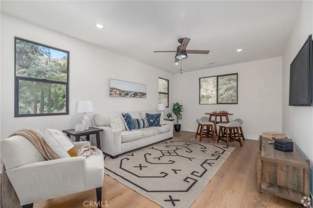 1029 N STALEY LANE, Los Angeles, CA 90042
