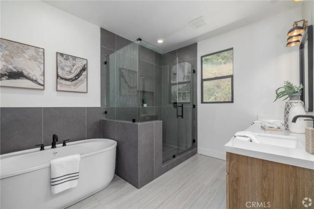 1029 N STALEY LANE, Los Angeles, CA 90042