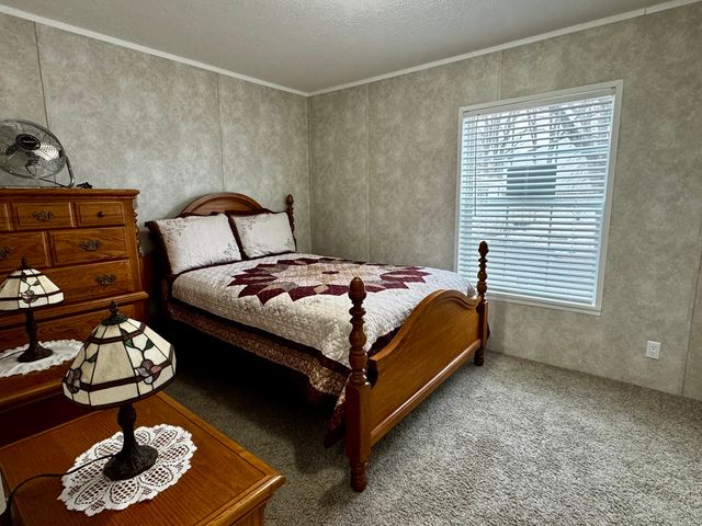 616 6th Street, Bloomington, IL 61704