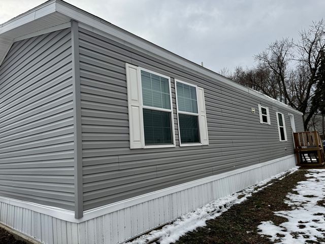 616 6th Street, Bloomington, IL 61704