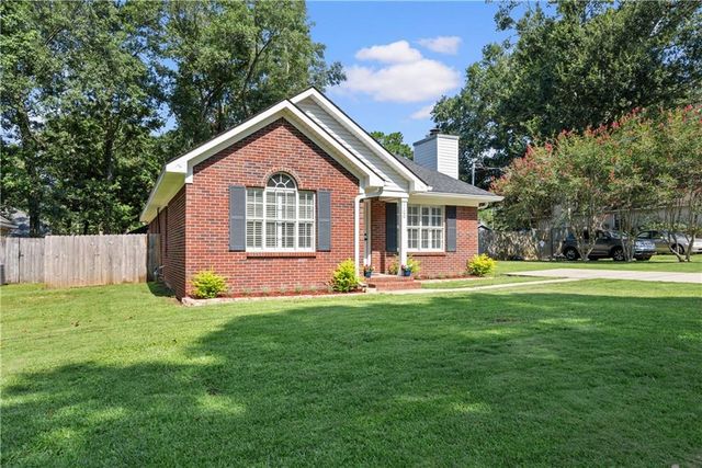 1100 Louise Avenue, Mobile, AL 36609