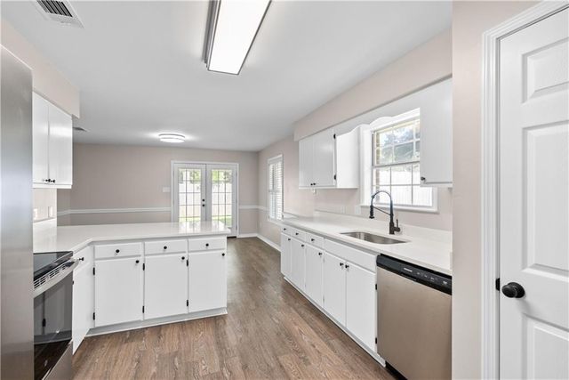 1100 Louise Avenue, Mobile, AL 36609