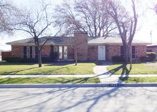 1028 Ridgefield Drive, Plano, TX 75075