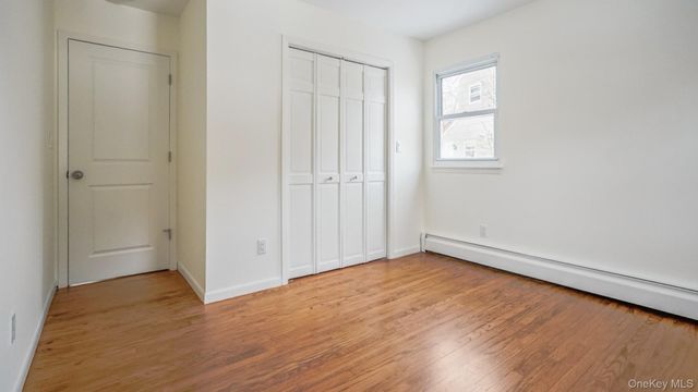 100 E Sunnyside Lane, Irvington, NY 10533