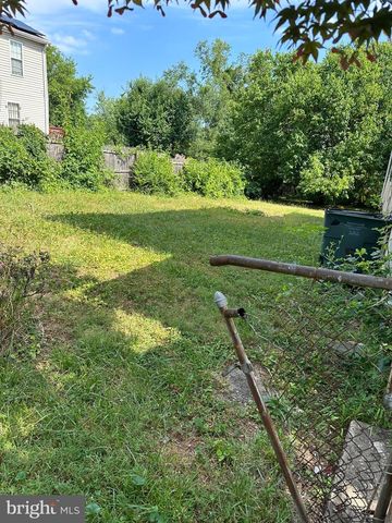 5224 CLOUD PL NE, Washington, DC 20019