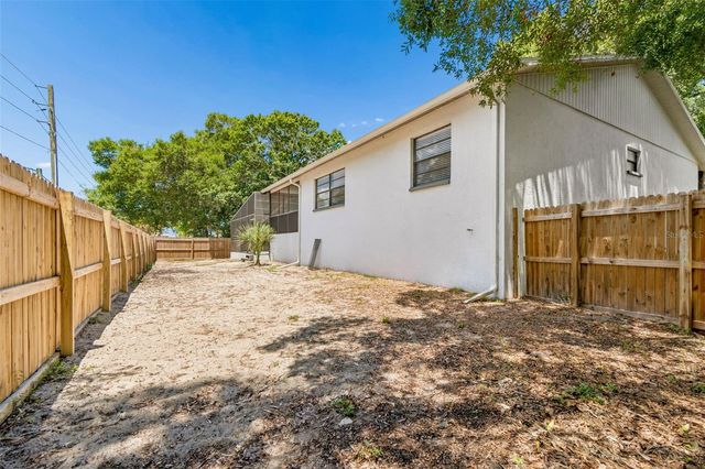 1421 IRONWORKS LANE, Tarpon Springs, FL 34689