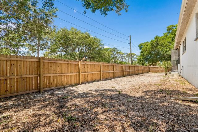 1421 IRONWORKS LANE, Tarpon Springs, FL 34689