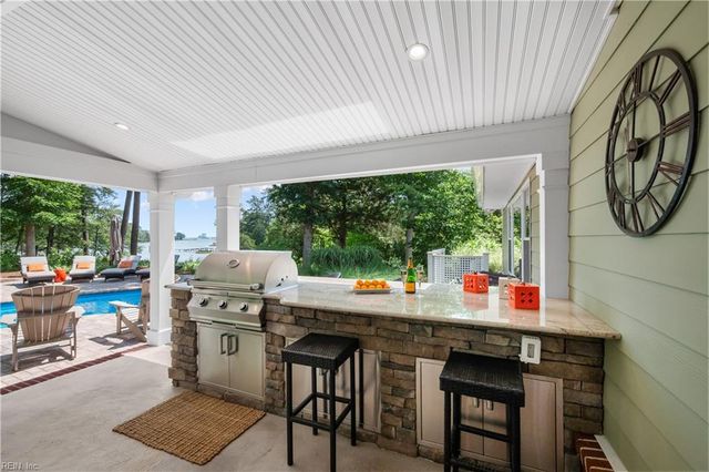 4344 Wishart RD, Virginia Beach, VA 23455