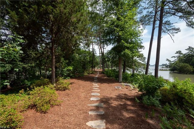 4344 Wishart RD, Virginia Beach, VA 23455