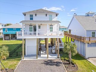 2630 Breaker Drive, Crystal Beach, TX 77650