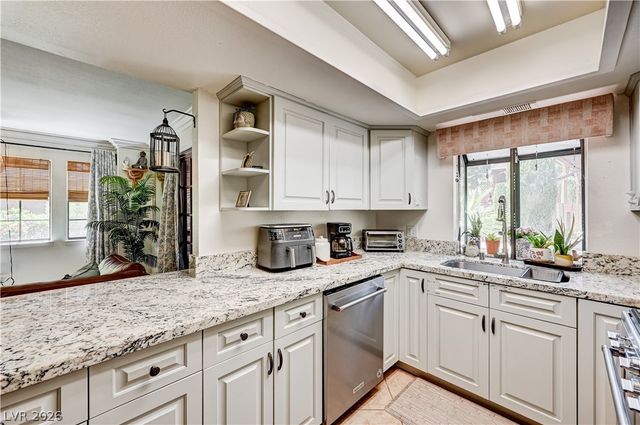 5889 Laredo Street, Las Vegas, NV 89146