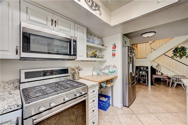 5889 Laredo Street, Las Vegas, NV 89146