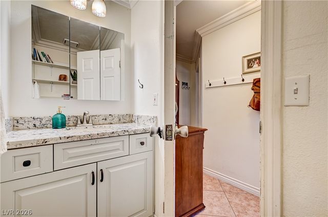 5889 Laredo Street, Las Vegas, NV 89146