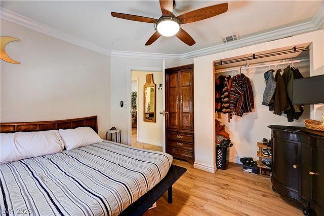 5889 Laredo Street, Las Vegas, NV 89146