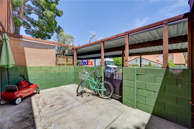 5889 Laredo Street, Las Vegas, NV 89146
