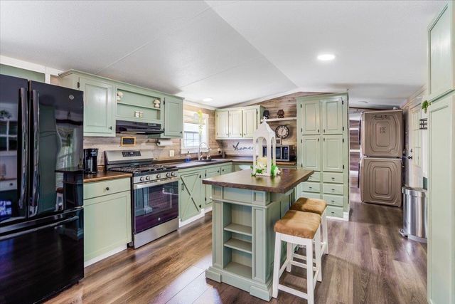 8642 Main Road, Huntington, VT 05462